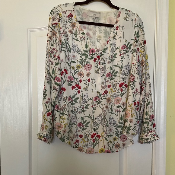 Loft Floral Blouse - Picture 3 of 10